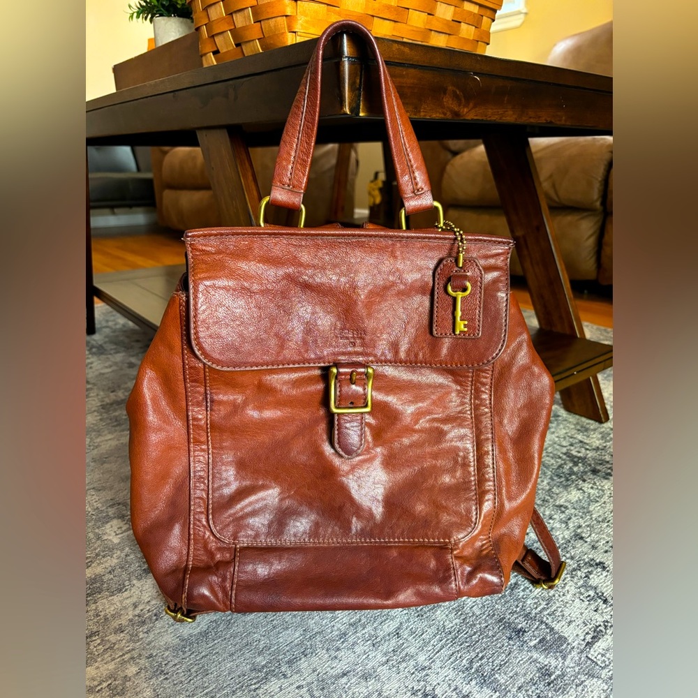 GUC! Fossil Brown Leather Backpack, med size.